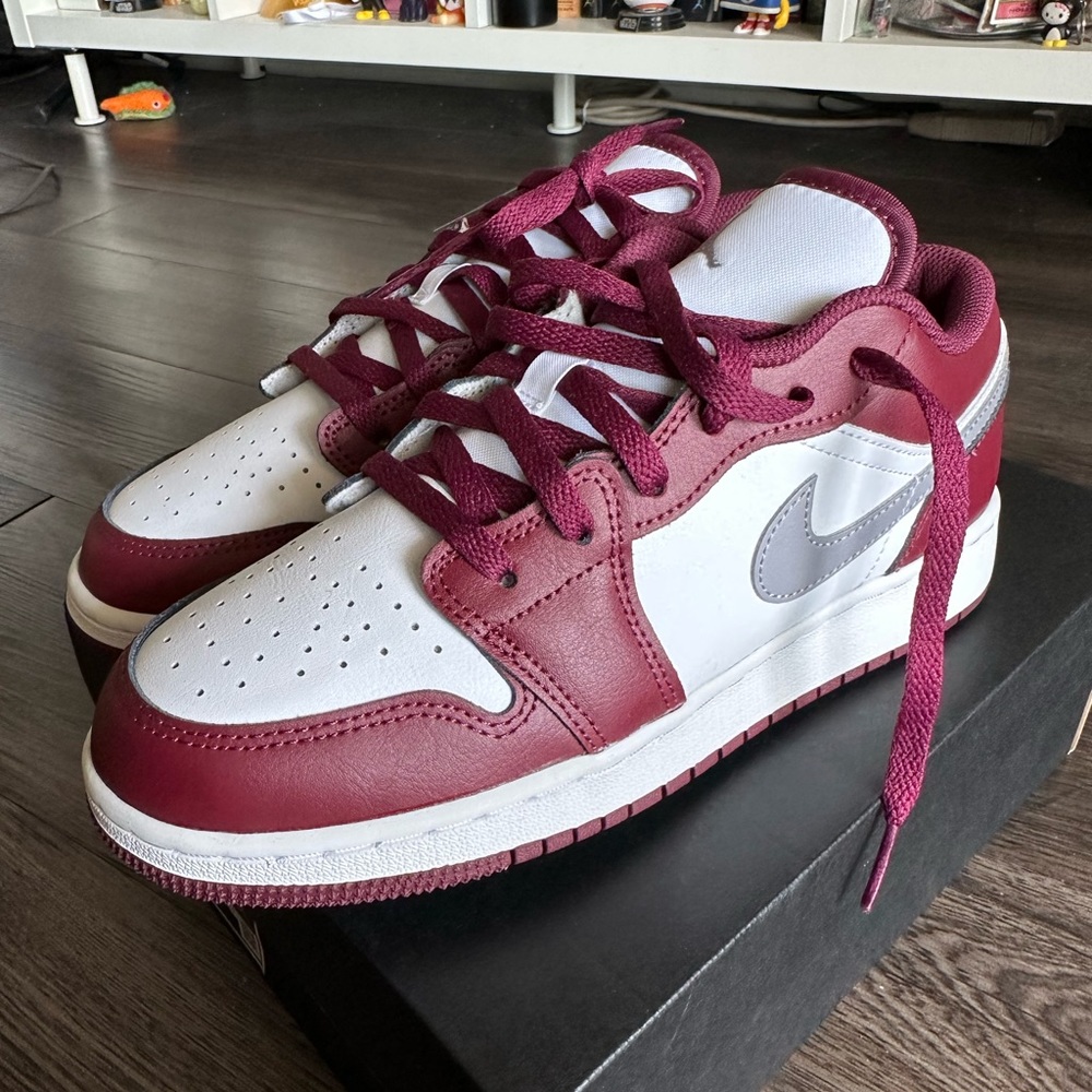 Air Jordan 1 Low (GS) “Bordeaux” 5.5Y